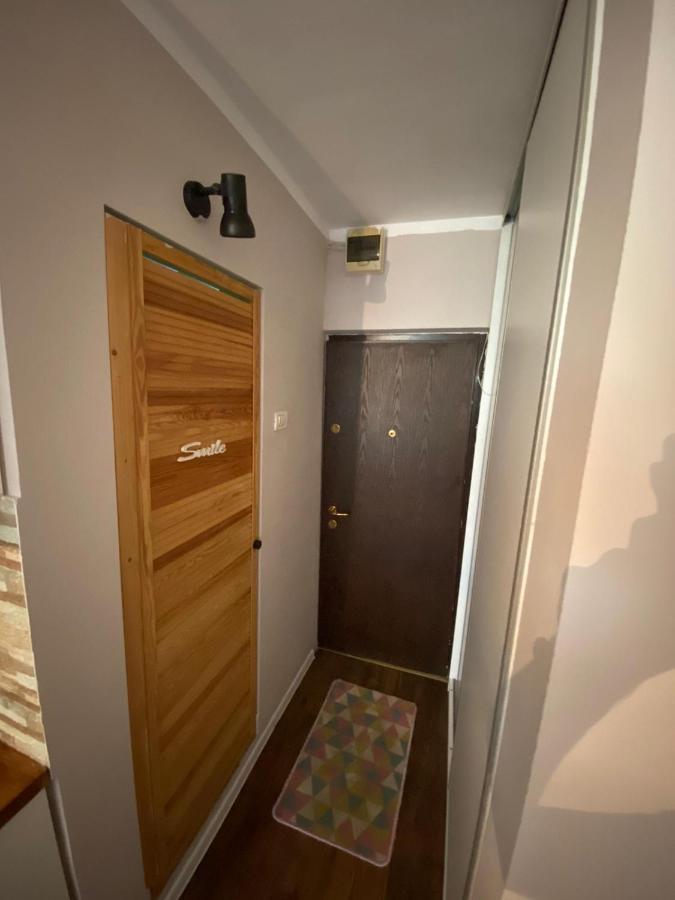 12 O'Clock Studio ブカレスト エクステリア 写真